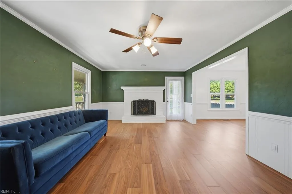 301 Barcelona DR, CHESAPEAKE VA 23322 thumb 9