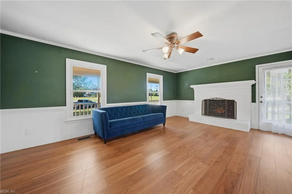 301 Barcelona DR, CHESAPEAKE VA 23322 thumb 10