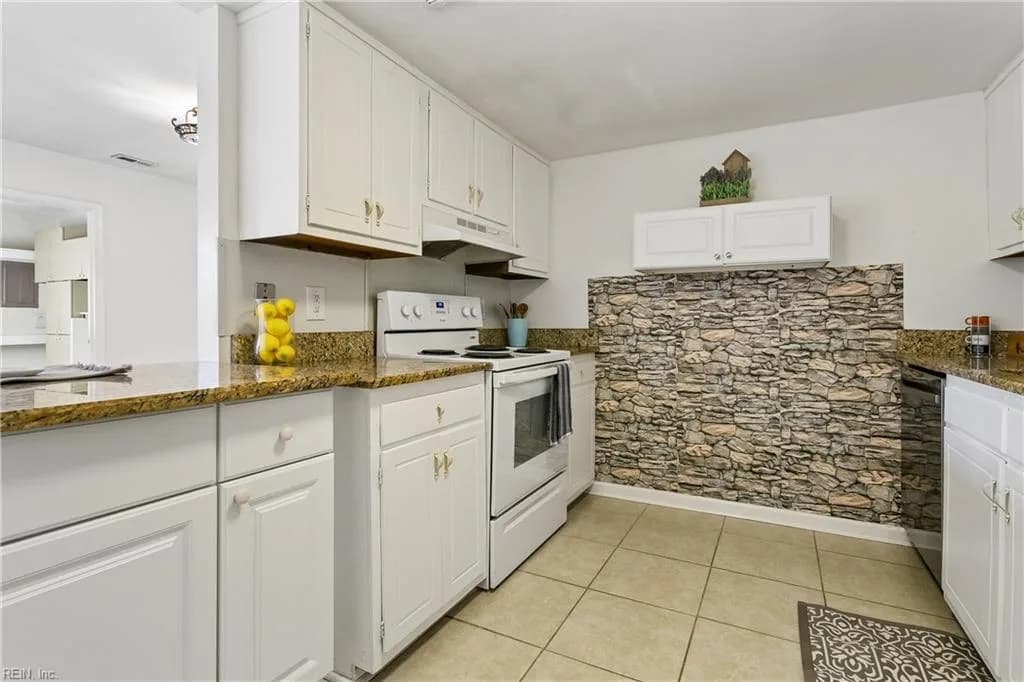 381 Circuit LN #C, NEWPORTNEWS VA 23608 thumb 12