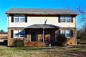 215 Settlers Landing RD #A, HAMPTON VA 23669 - Main photo