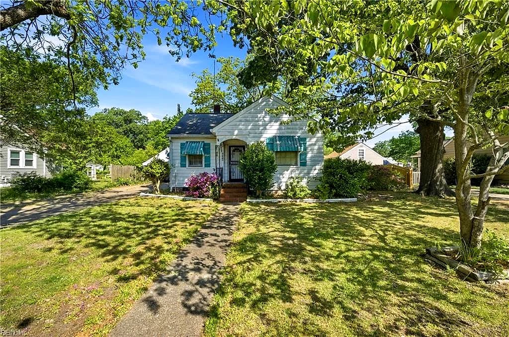 621 Temple LN, NEWPORT NEWS VA 23605 - Main photo