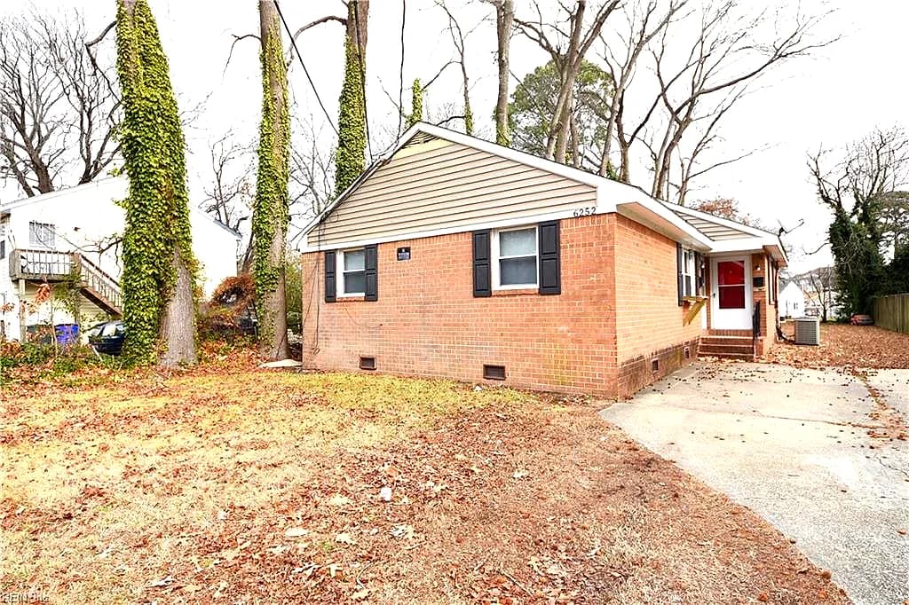 6252 Edward ST #B, NORFOLK VA 23513 - Main photo