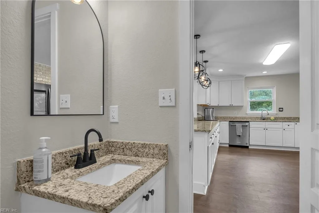 2417 Baum RD, CHESAPEAKE VA 23322 thumb 8