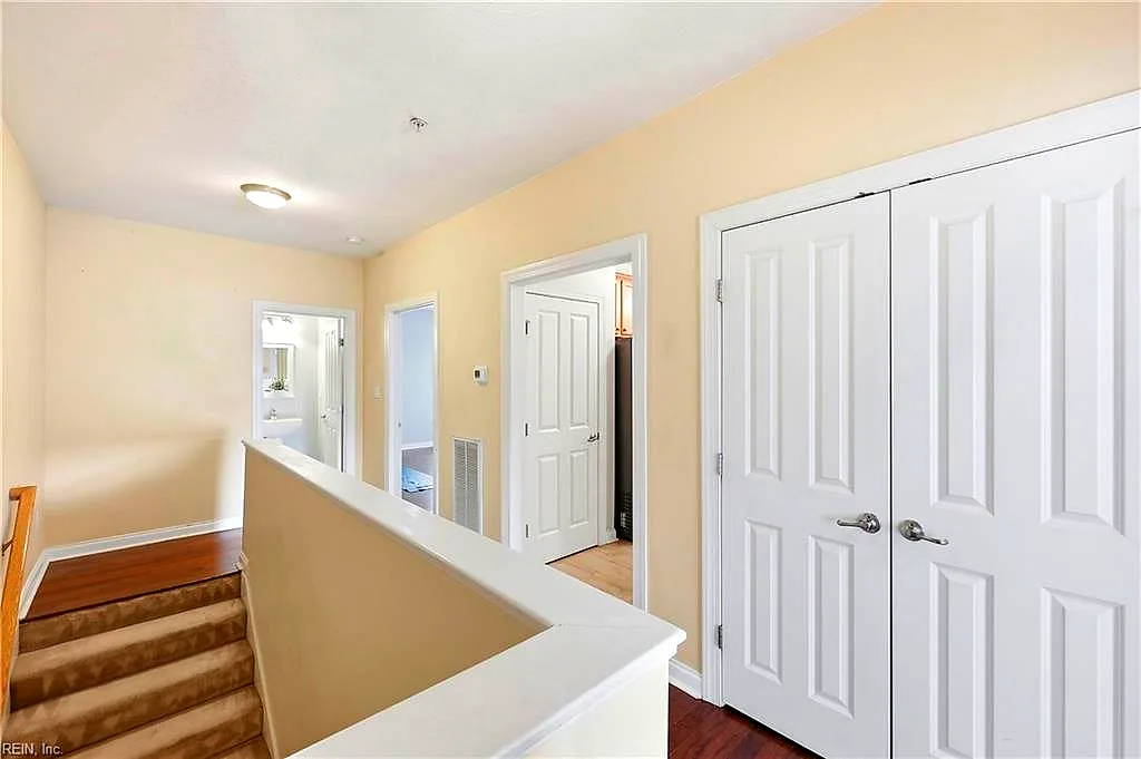 8252 N View BLVD, NORFOLK VA 23518 thumb 12