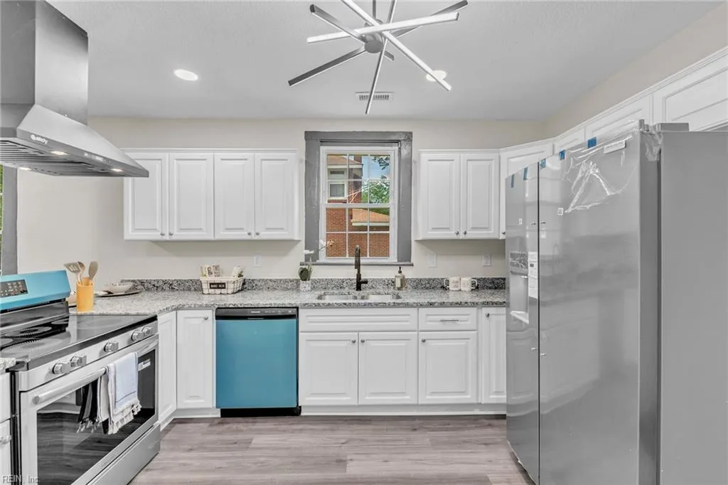 639 Pocahontas PL, HAMPTON VA 23661 thumb 12