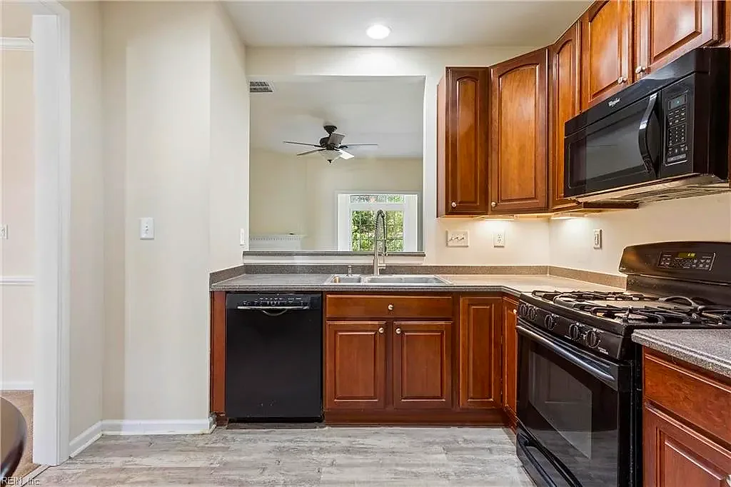 4304 Keaton LN, WILLIAMSBURG VA 23188 thumb 11
