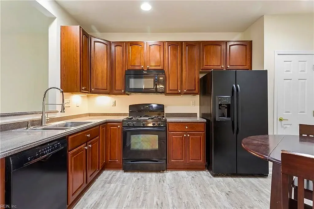 4304 Keaton LN, WILLIAMSBURG VA 23188 thumb 9