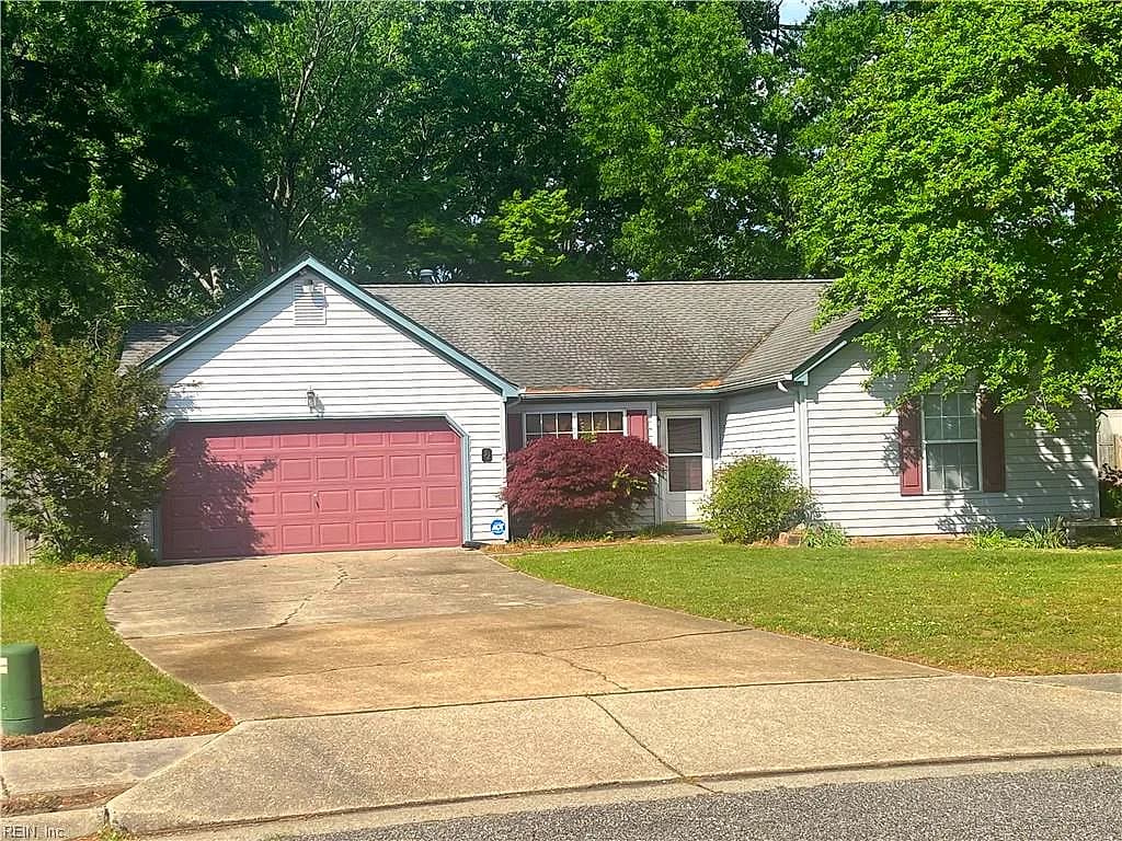 32 George CT, HAMPTON VA 23663 - Main photo