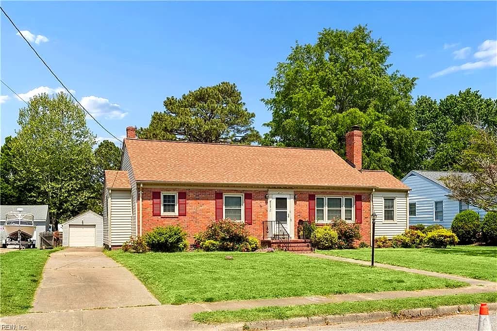 4037 Catesby Jones DR, HAMPTON VA 23669 - Main photo