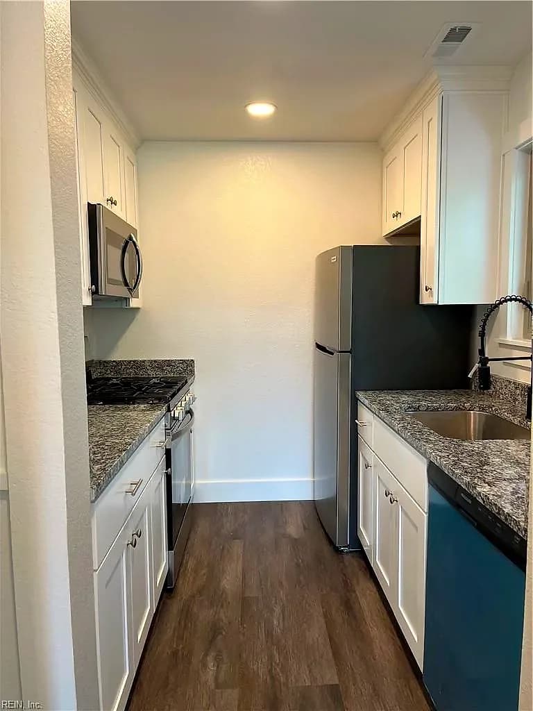 1262 W Ocean View AVE #1, NORFOLK VA 23503 thumb 11