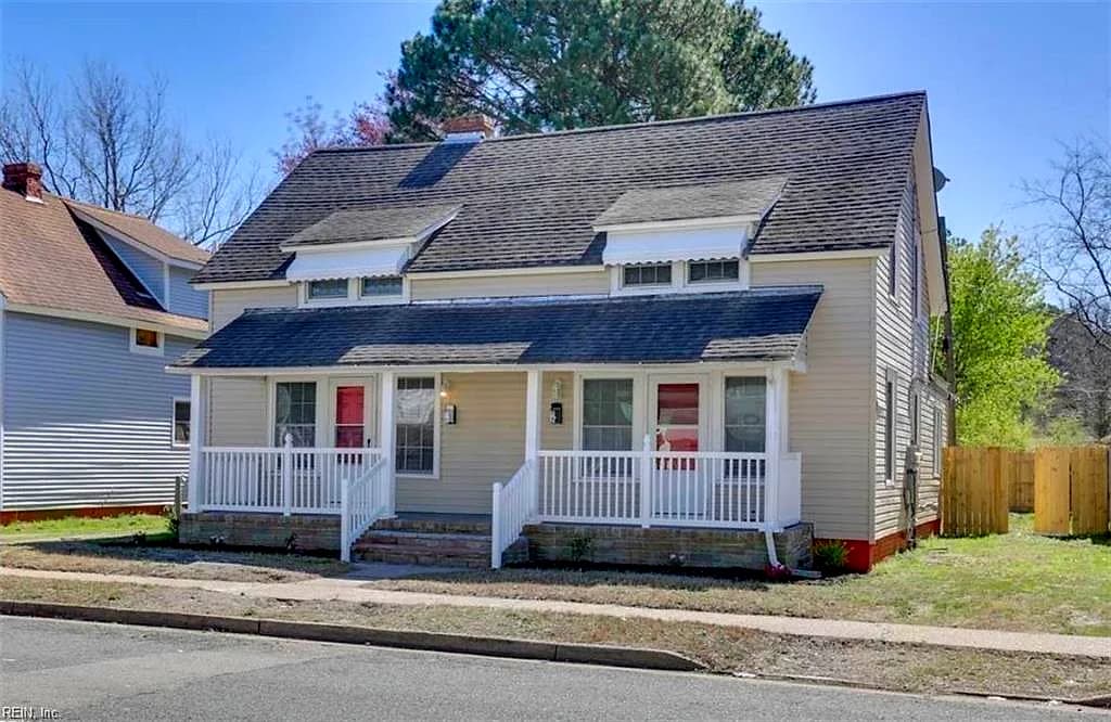 70 Manly ST, PORTSMOUTH VA 23702 - Main photo