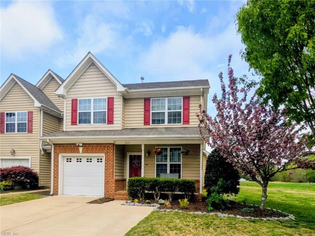 215 Monticello CT, SMITHFIELD VA 23430 - Main photo
