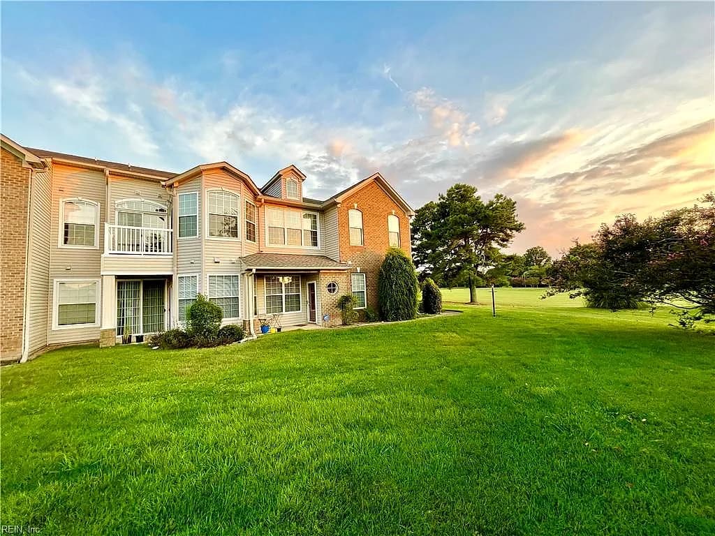1087 Grand Oak LN, VIRGINIA BEACH VA 23455 - Main photo