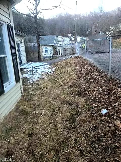 419 Craig ST, NORTON VA 24273 - Photo 4