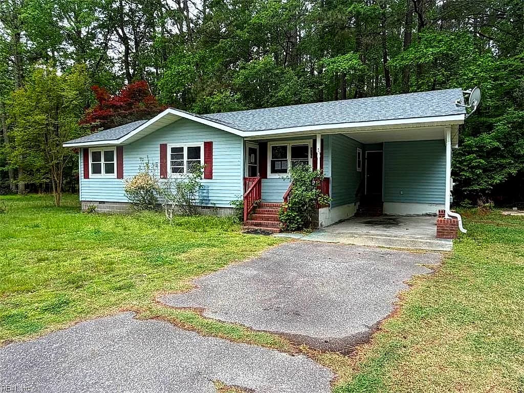 115 Clark LN, SEAFORD VA 23696 - Photo 3