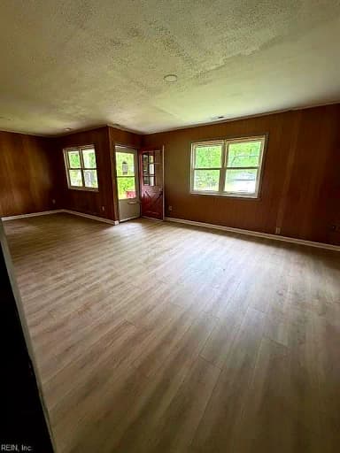 115 Clark LN, SEAFORD VA 23696 thumb 6