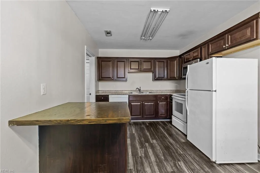 1720 W 48th ST, NORFOLK VA 23508 thumb 8