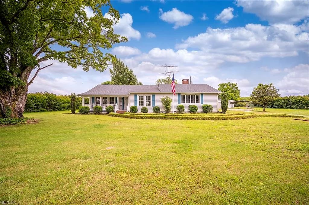 13542 Brink RD, EMPORIA VA 23847 - Photo 2