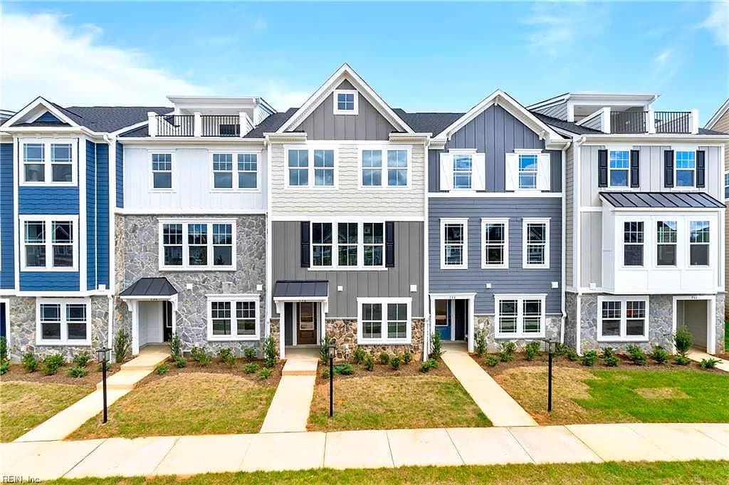 5 Bracewell LN, YORKTOWN VA 23692 - Main photo