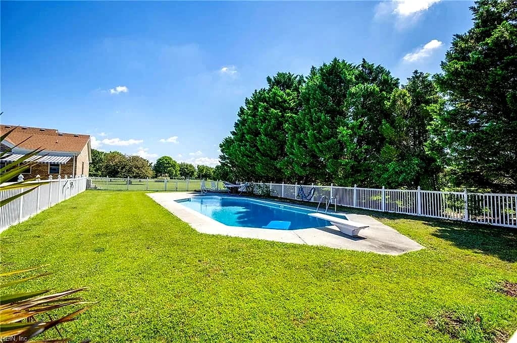 1301 Sanderson RD, CHESAPEAKE VA 23322 thumb 9