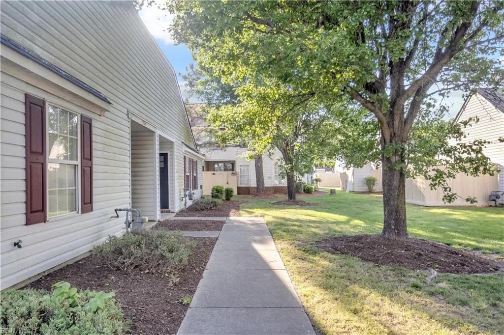 2918 Big Bend DR, CHESAPEAKE VA 23321 - Main photo