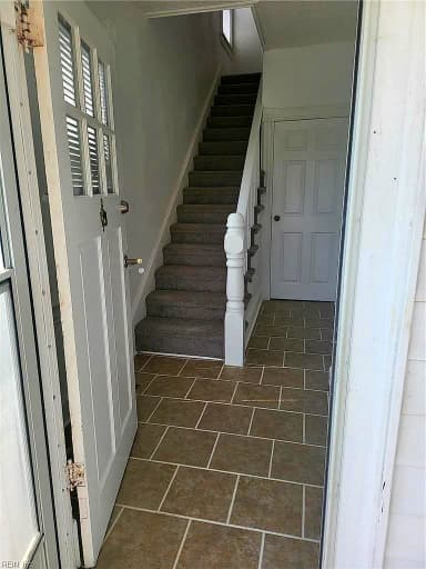 108 E Howard ST, HAMPTON VA 23663 thumb 6