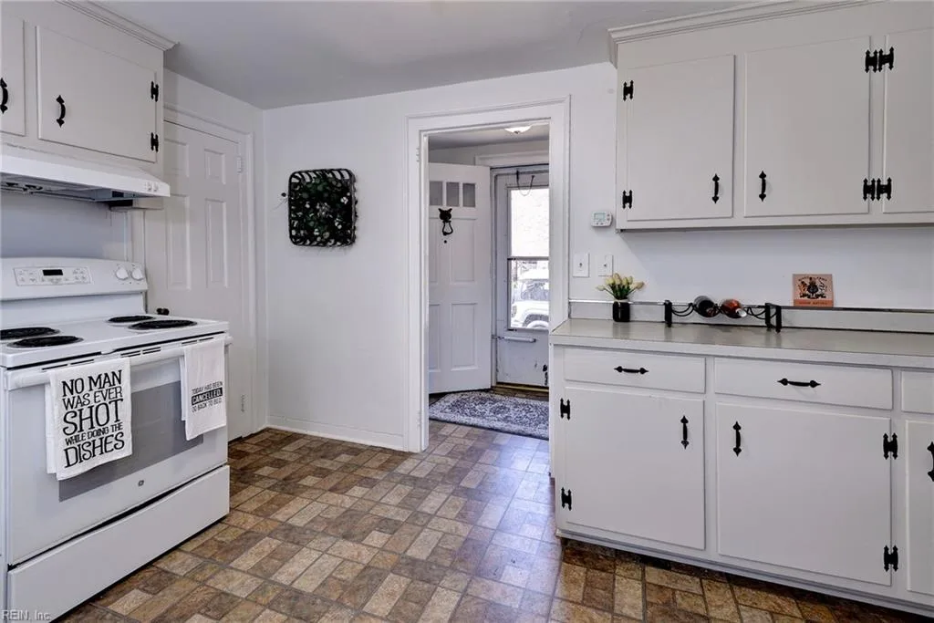 708 Wythe LN, WILLIAMSBURG VA 23185 thumb 11