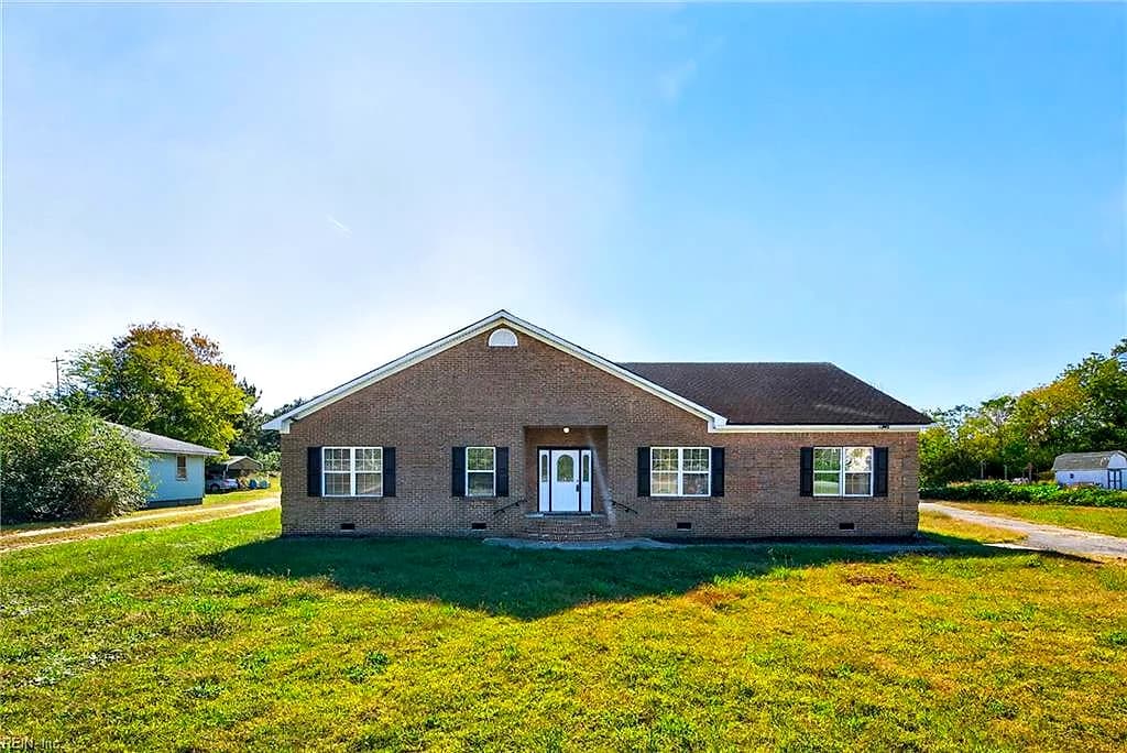 4820 Old Stage HWY, SMITHFIELD VA 23430 - Main photo
