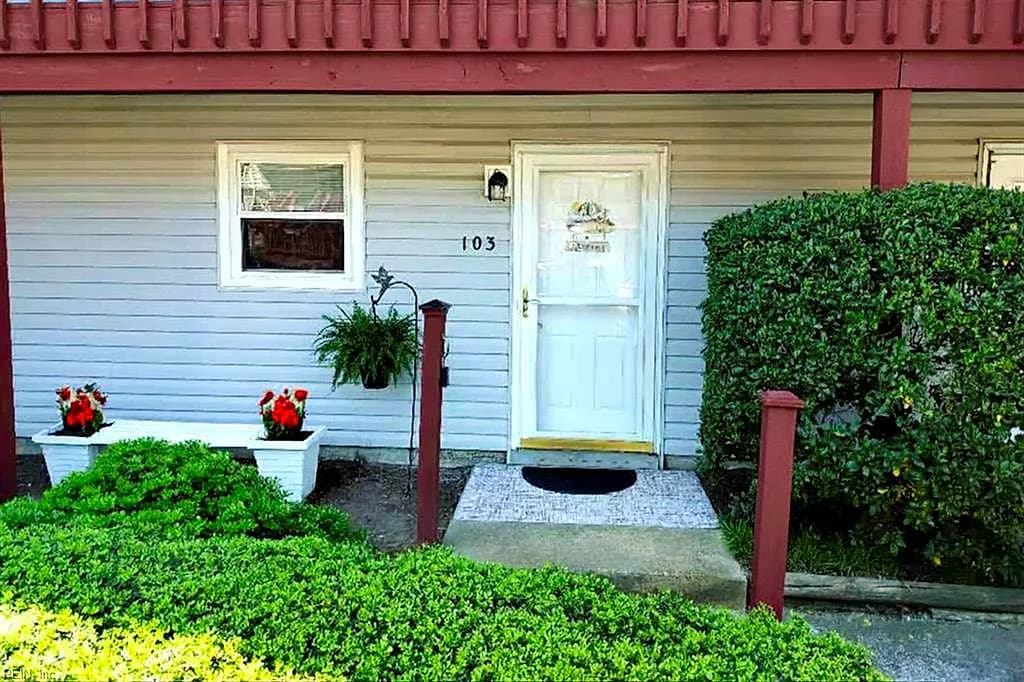 500 Barberton DR #103, VIRGINIA BEACH VA 23451 - Photo 3