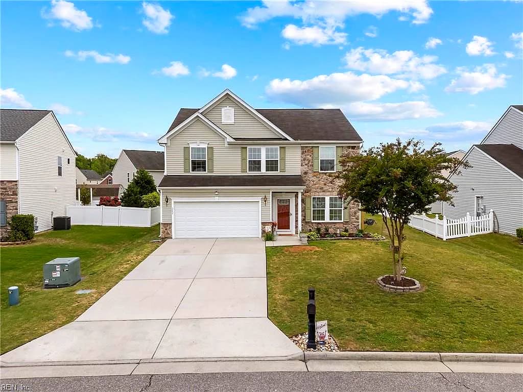 242 Hawksbill LN, NEWPORT NEWS VA 23601 - Main photo