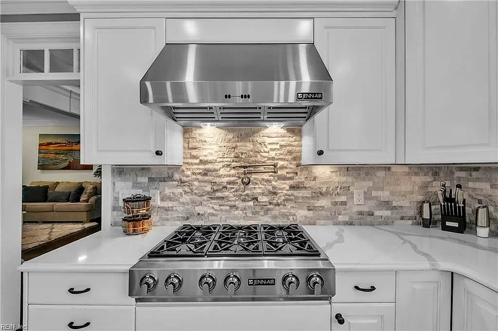 1301 Simon DR, CHESAPEAKE VA 23320 thumb 9