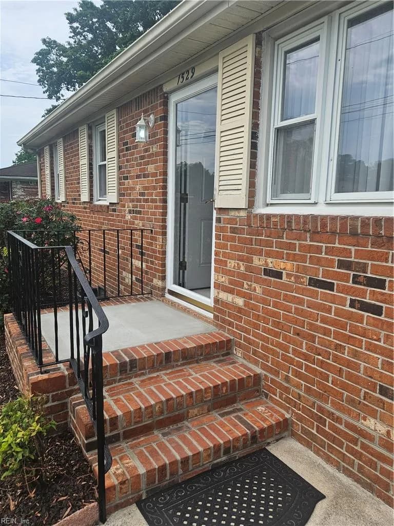 1529 Wood AVE, CHESAPEAKE VA 23325 - Main photo