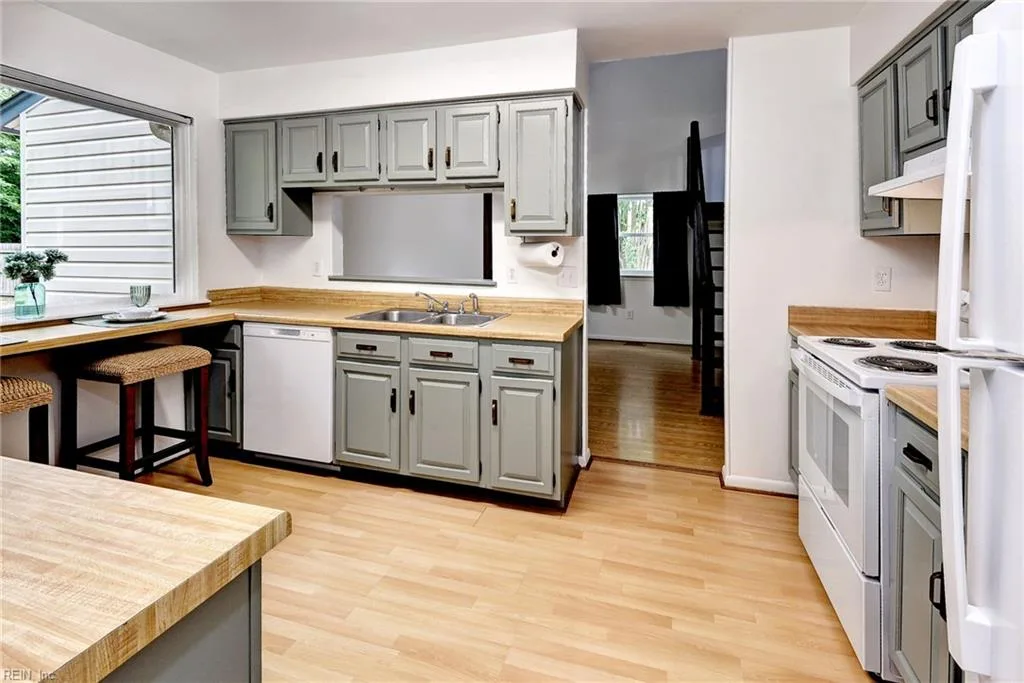 106 Penrith XING, YORKTOWN VA 23692 thumb 10