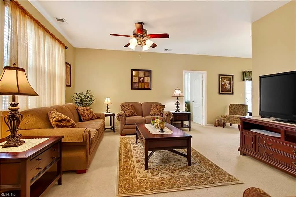 1513 Pucknall DR, CHESAPEAKE VA 23320 - Photo 2