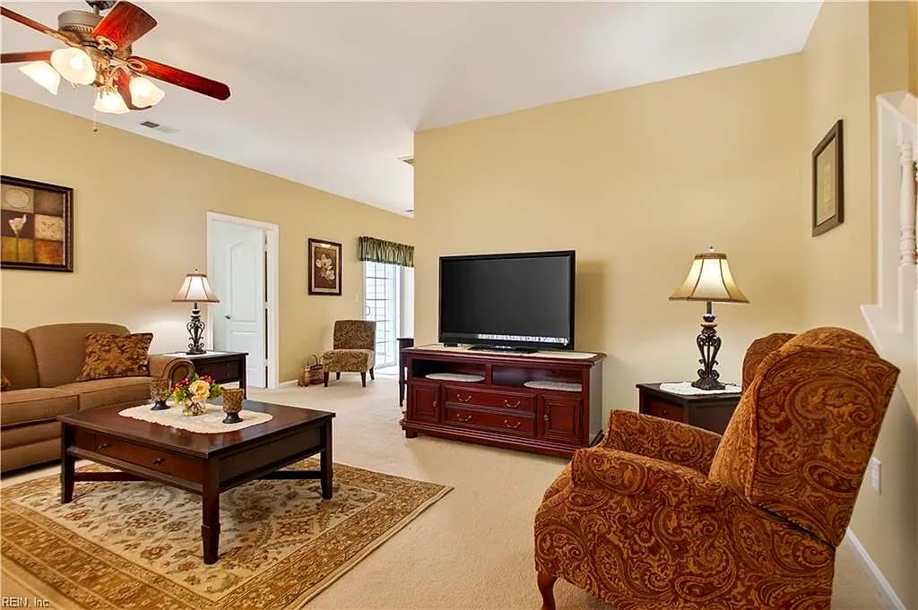 1513 Pucknall DR, CHESAPEAKE VA 23320 - Photo 3