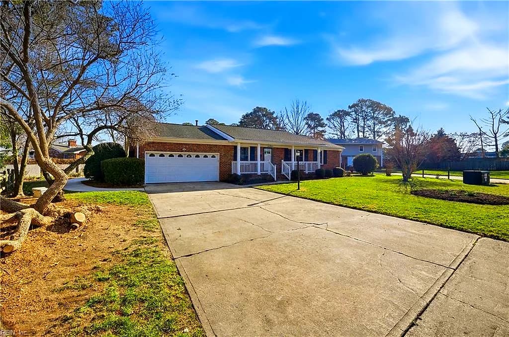 1695 Meredith RD, VIRGINIA BEACH VA 23455 - Main photo