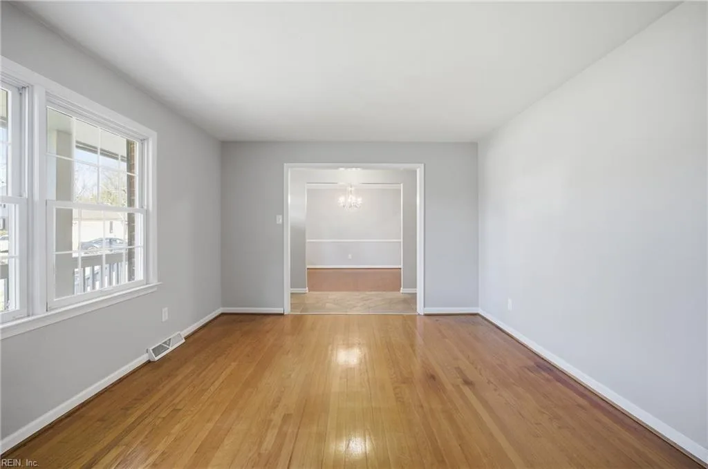 1695 Meredith RD, VIRGINIABEACH VA 23455 thumb 9