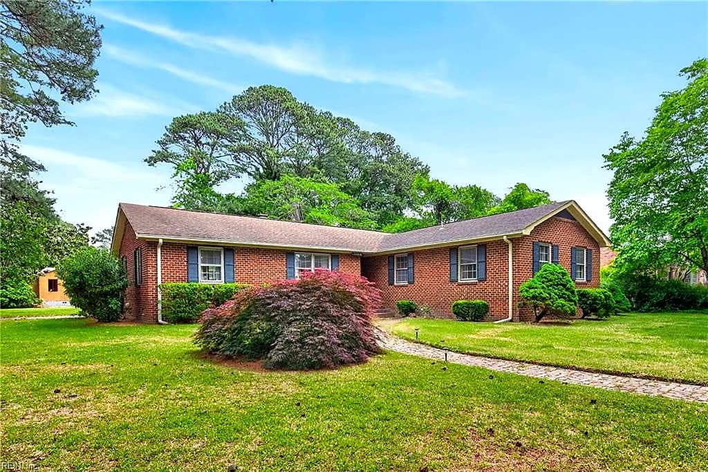 3100 Riveredge DR, PORTSMOUTH VA 23703 - Main photo