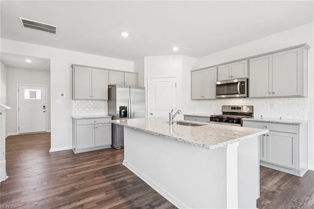 7611 Patriots WAY, GLOUCESTER VA 23061 thumb 11