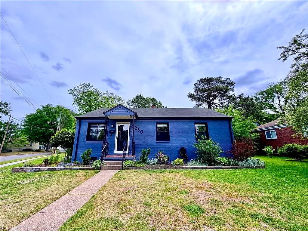 6250 Tappahannock DR, NORFOLK VA 23509 - Main photo