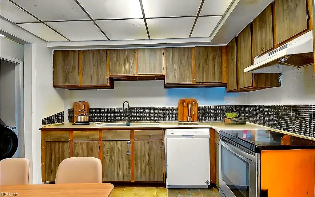 900 Meadowburm CIR, VIRGINIABEACH VA 23452 thumb 11