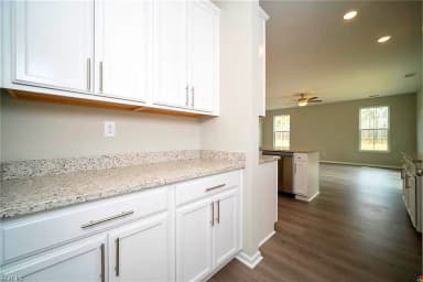 2211 Hampton Roads PW, CHESAPEAKE VA 23321 thumb 12