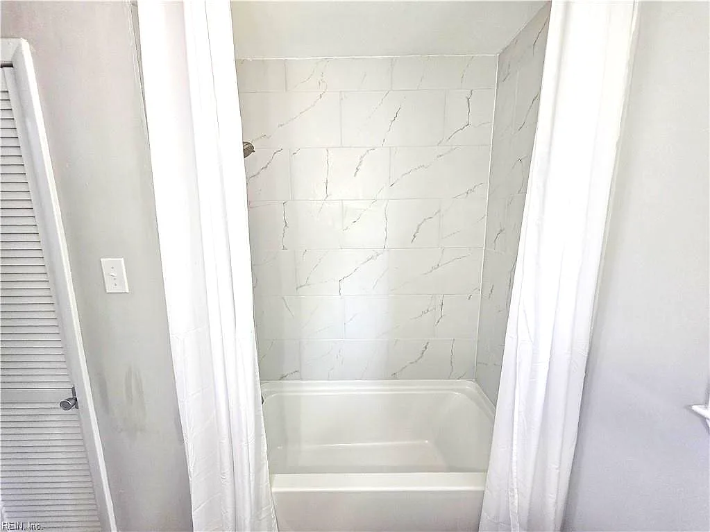 45 Londonshire TER, HAMPTON VA 23666 thumb 10