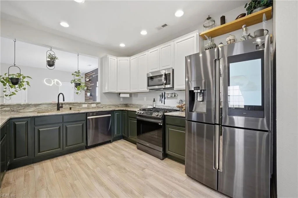 1002 Midway DR, CHESAPEAKE VA 23322 thumb 6
