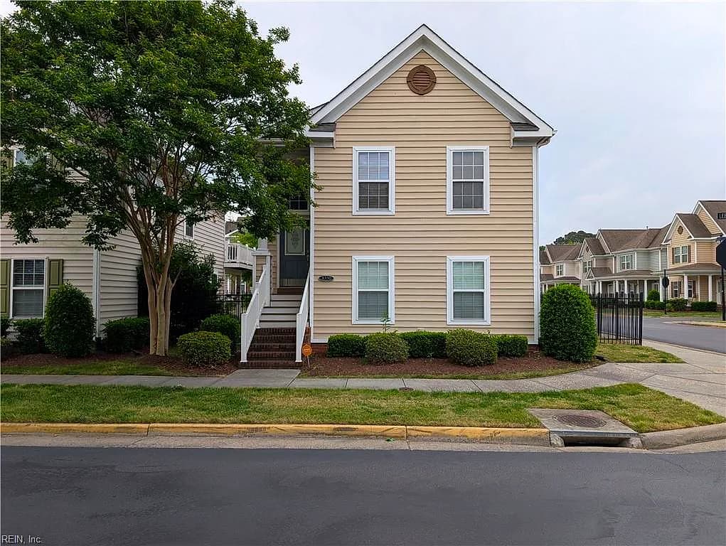 8350 Lee Hall AVE, SUFFOLK VA 23435 - Main photo