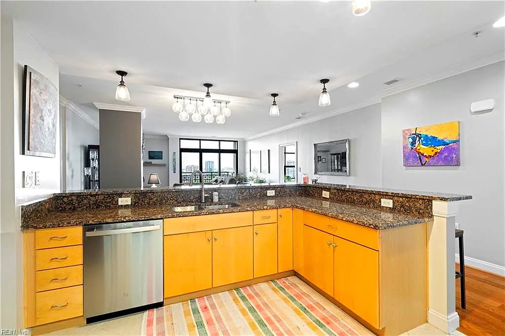 123 College PL #1204, NORFOLK VA 23510 thumb 10