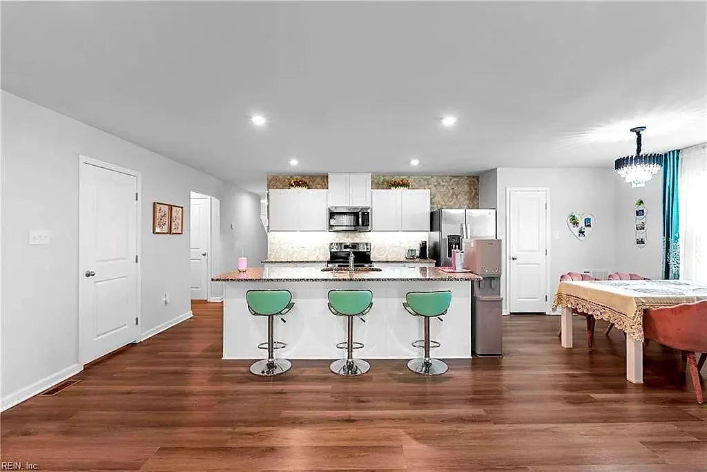 215 Lorraine DR, WILLIAMSBURG VA 23185 thumb 9