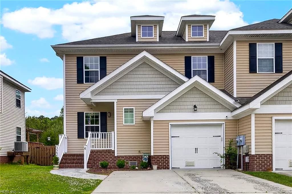 322 Snowberry LN, CHESAPEAKE VA 23320 - Main photo