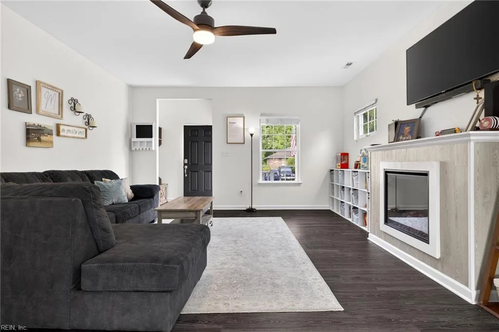 322 Snowberry LN, CHESAPEAKE VA 23320 thumb 11