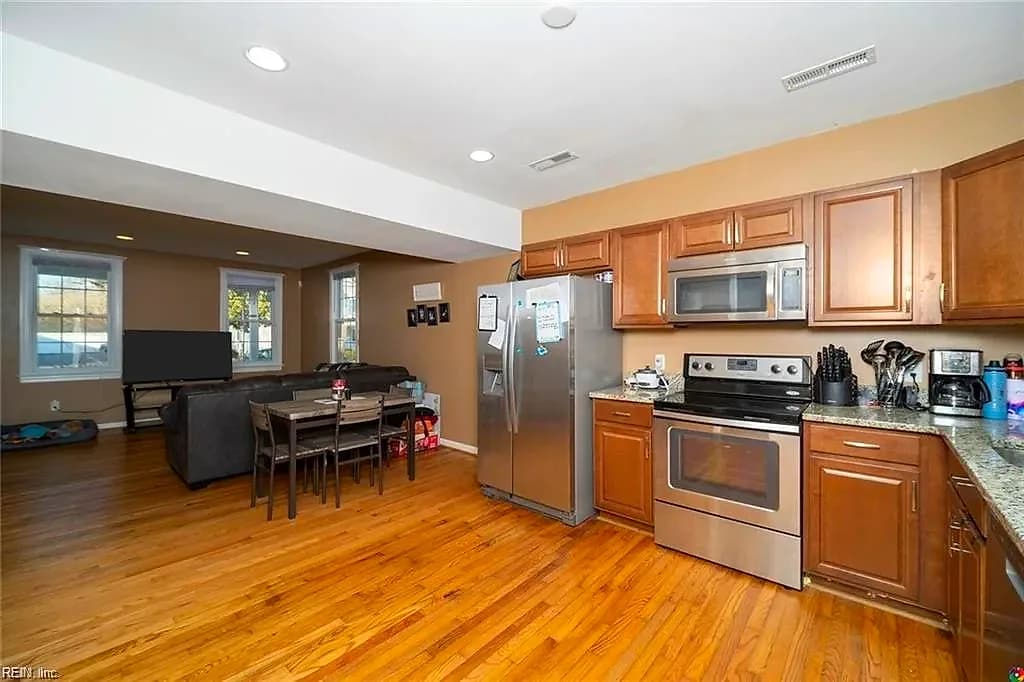 231 Chapel ST, HAMPTON VA 23669 thumb 9